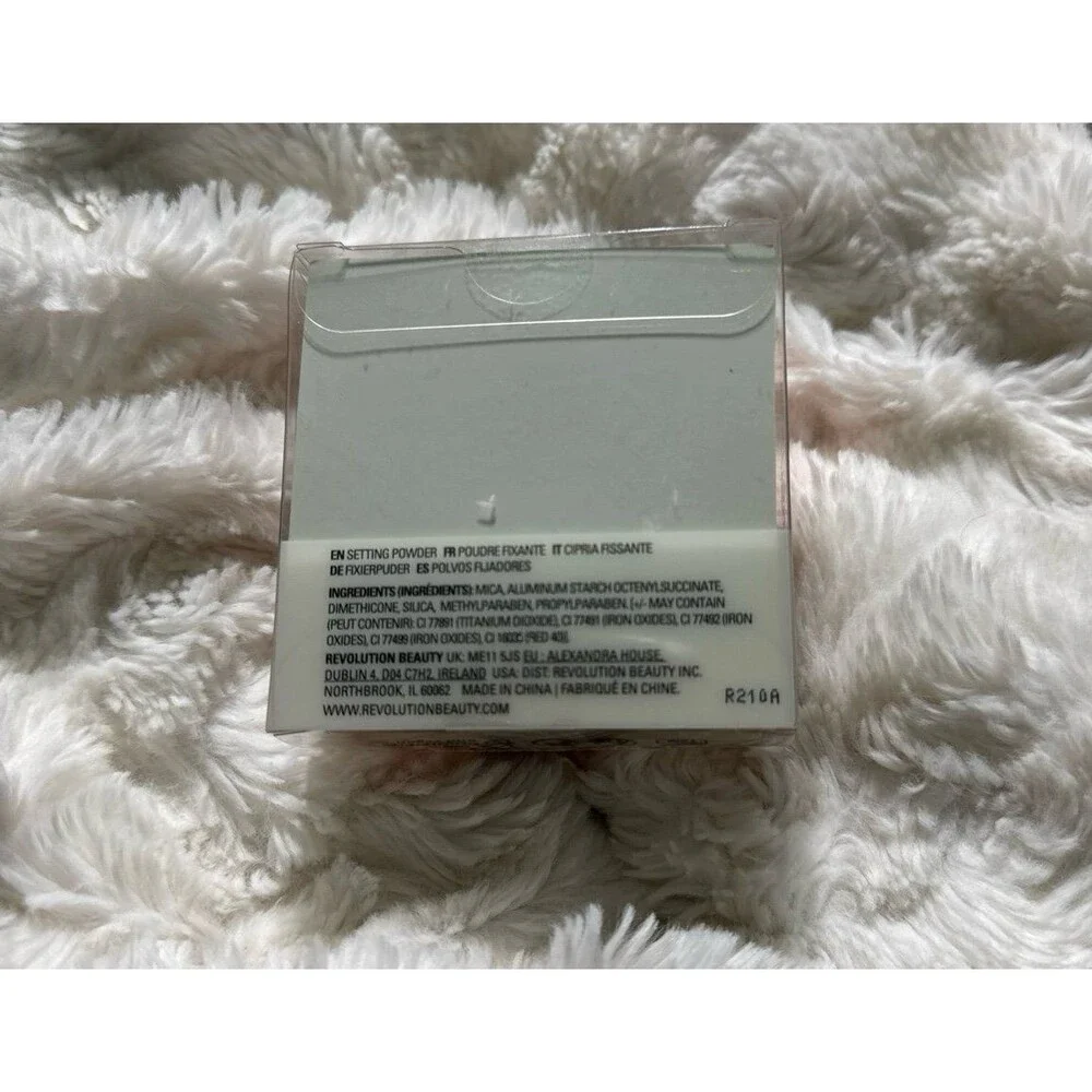 Makeup Revolution want makeup